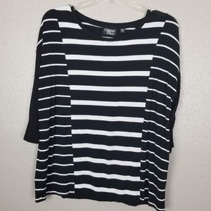 Onque Casuals B/W Stripe 3/4 Sleeve Scoop Neck Top